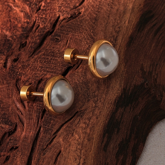 Classic Screw-Back Stud Earrings - Picture 2 of 6